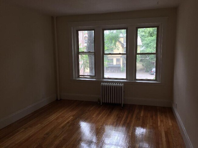 Building Photo - 1 bedroom in Cambridge MA 02138