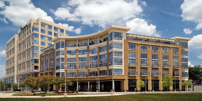 Building Photo - 1133 Metropolitan Ave