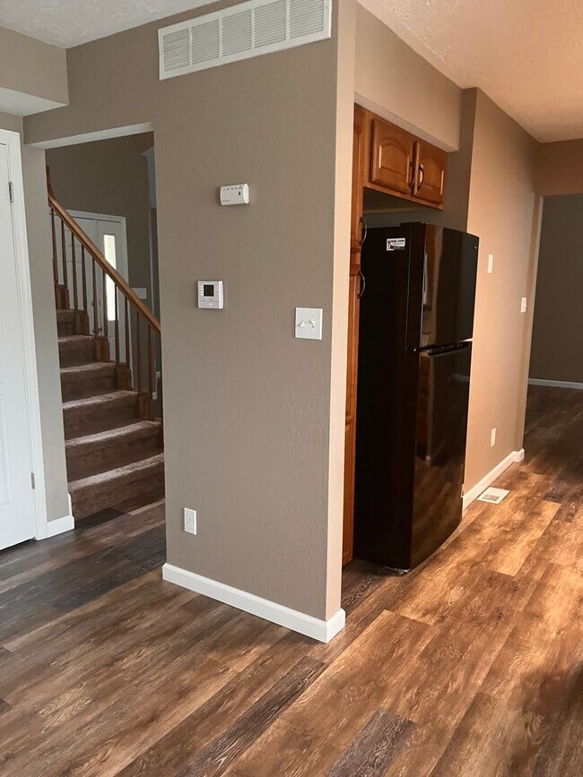 Building Photo - 3 bedroom house in O'Fallon