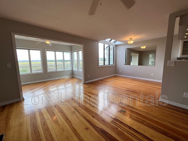 Building Photo - 2431 Stono Watch Dr