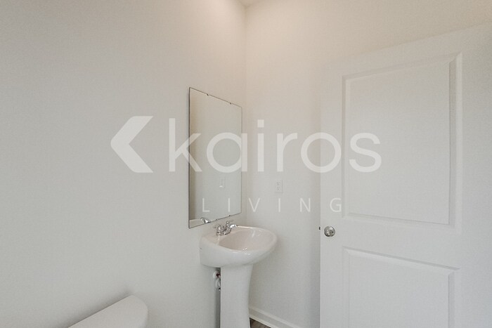Building Photo - 634 Muster Fld Ct