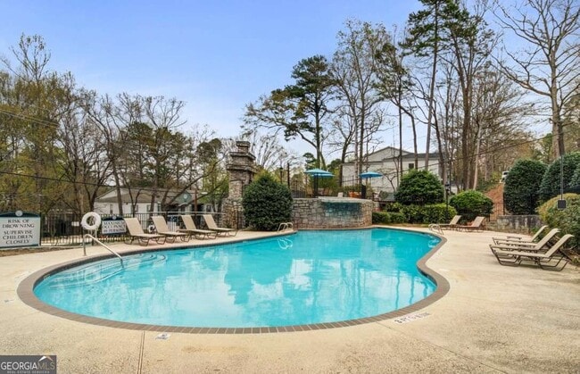 Building Photo - 2383 Akers Mill Rd