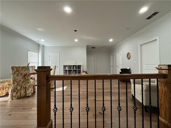 Building Photo - 3445 Rialto Pl