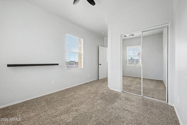 Building Photo - 418 N Mahogany Ct