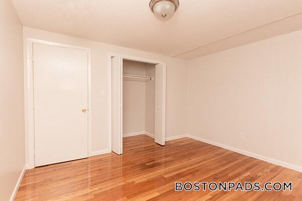 Building Photo - 40 R Stone St