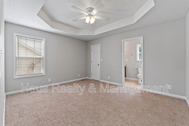 Building Photo - 3136 Brook Hill Dr