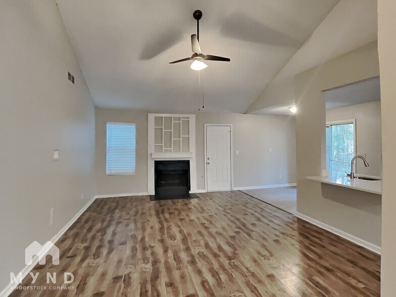 Building Photo - 632 Kilkenny Cir