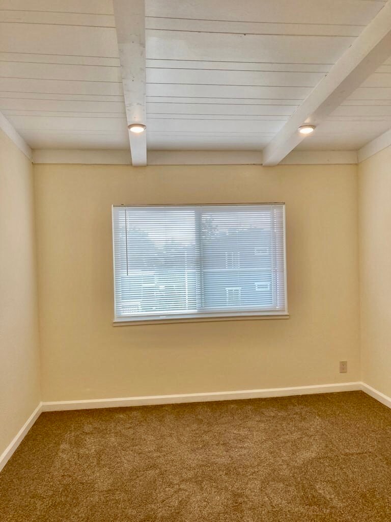 Building Photo - 907 Sharmon Palms Ln