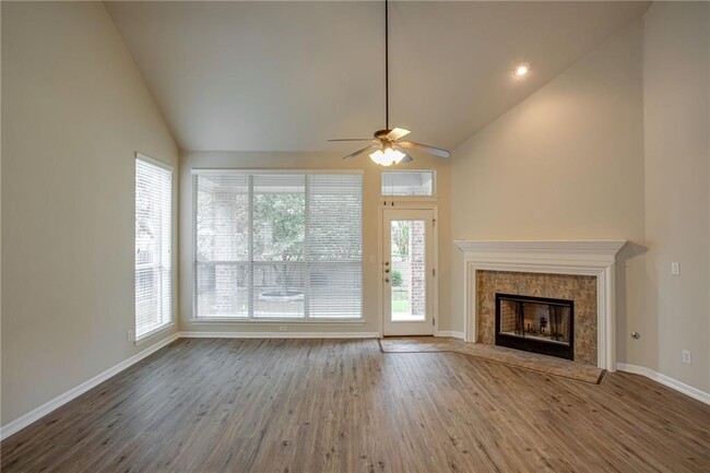 Building Photo - 811 Clear Meadow Ct