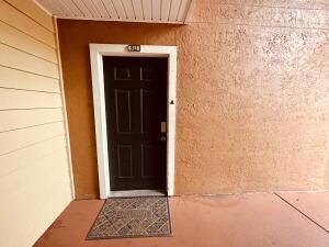 Building Photo - 225 S Tropical Trail