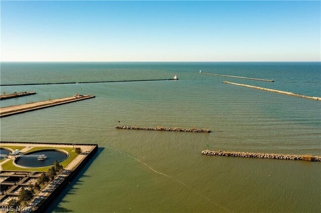 Building Photo - 108 Arizona Ave