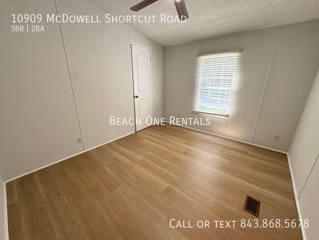Building Photo - 10909 Mcdowell Shortcut Rd