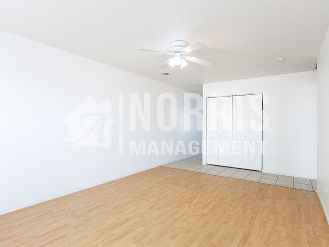 Building Photo - 10077 S Tampico Ln