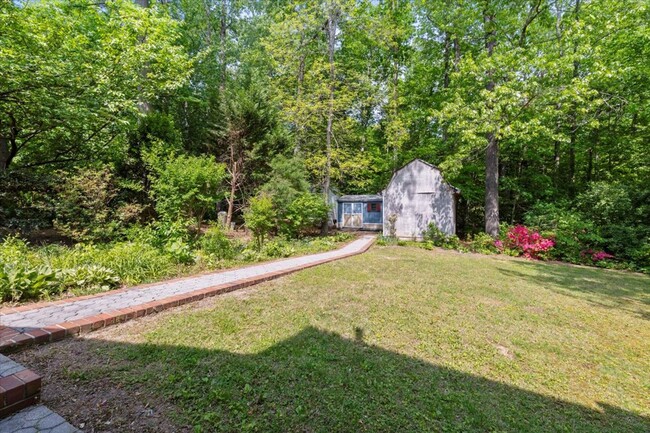 Building Photo - Beautiful 3 Bedroom Home in North Chesterf...
