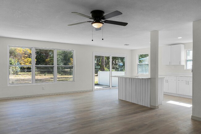 Building Photo - 1021 Flagler Ave