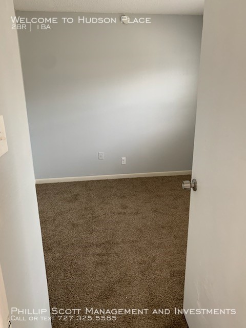 Building Photo - Welcome to Gateway Place Apartments!!