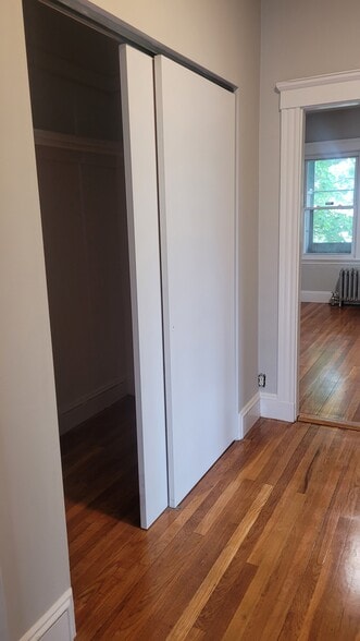 Building Photo - 258 Vine St