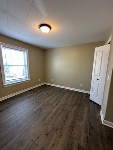 Building Photo - 160 Cortland Dr