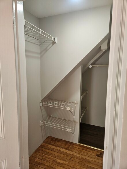 Bedroom closet - 7 Howland Ct