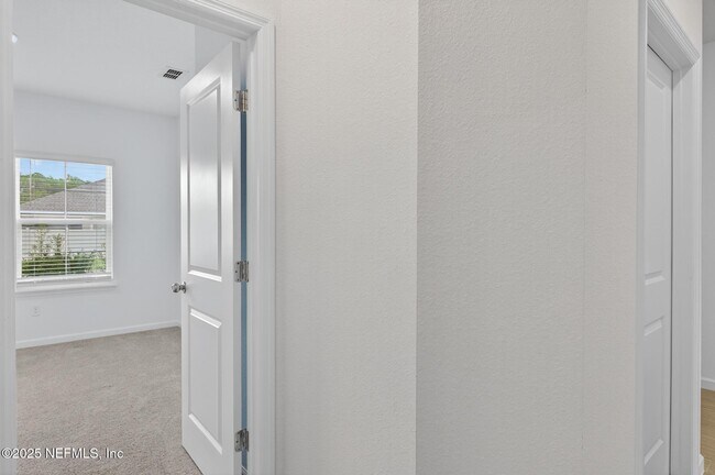 Building Photo - 7159 Pine River Ct