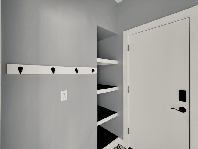 Building Photo - 3-bedroom, 3-bathroom 2212 home