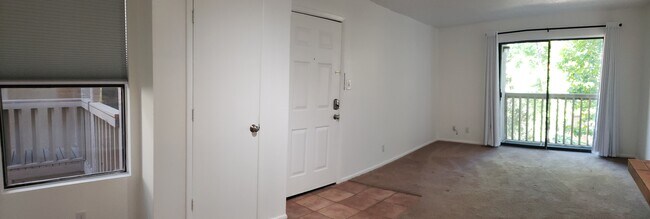 Building Photo - 941 Calle Mejia