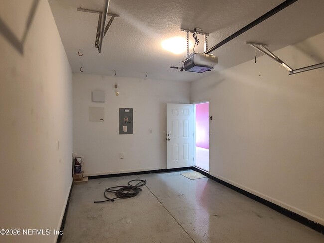 Building Photo - 1518 Landau Rd