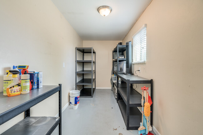 Building Photo - 6842 N Camino de las Brisas