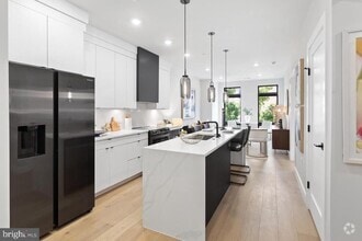 Building Photo - 1208 M St NW