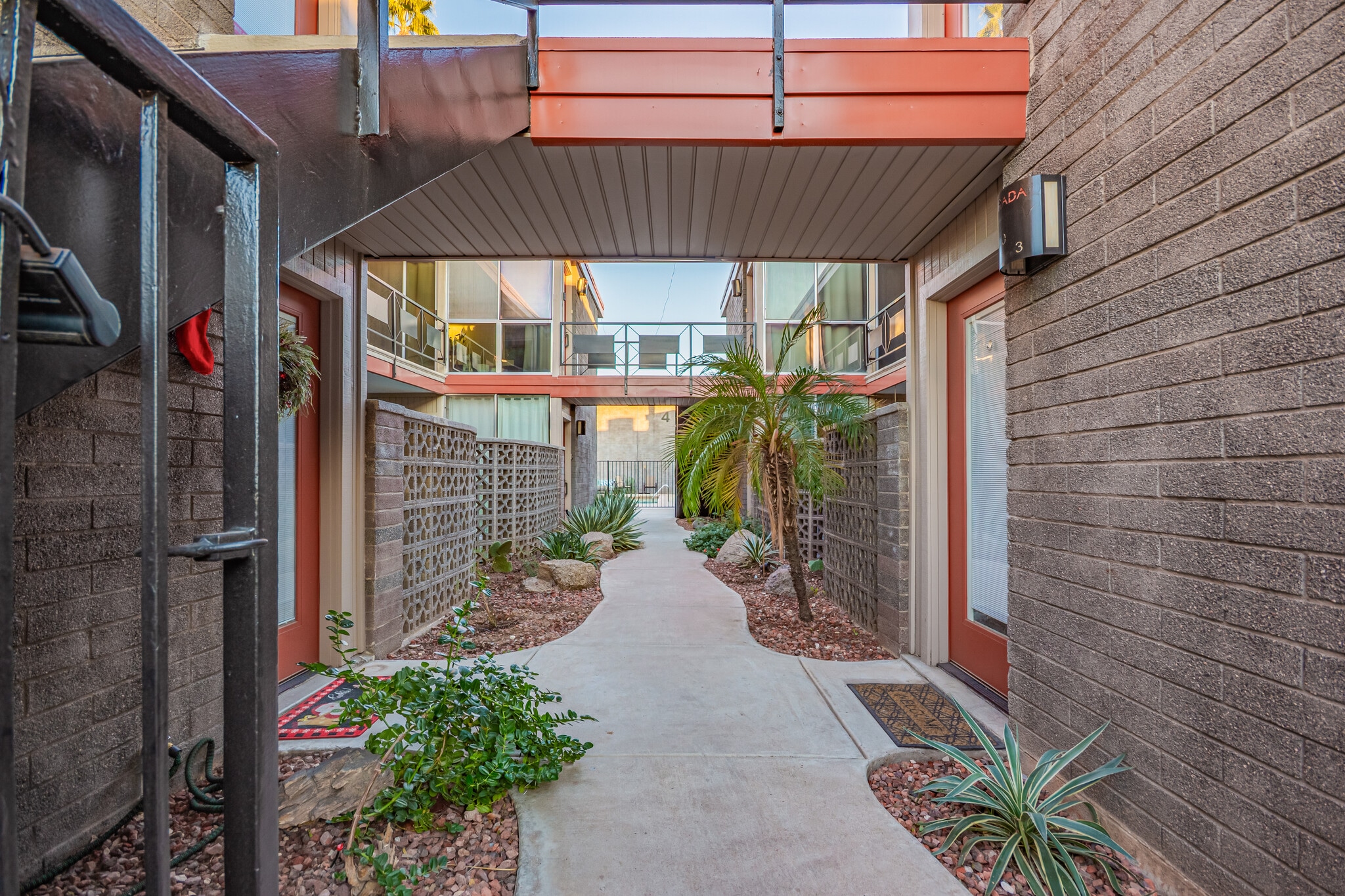 Building Photo - 1225 E Medlock Dr