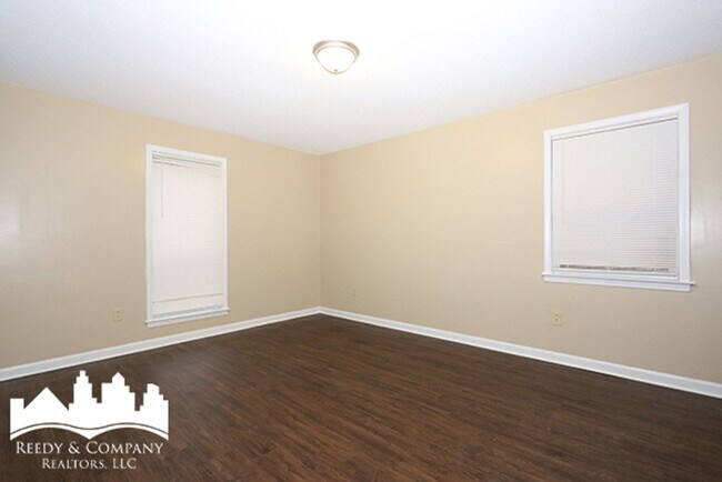 Building Photo - Welcome to 3132 Rosebay!