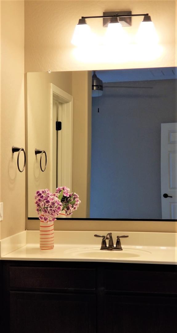 Building Photo - 2248 E Ottawa Ln