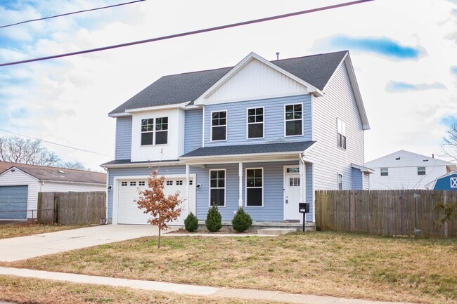 Building Photo - 4 bed/2.5 bath Ready Now- Norfolk