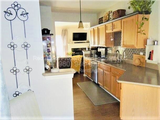 Building Photo - 12358 Swan Wings Pl