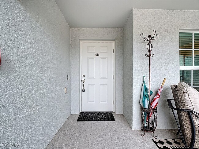 Building Photo - 15960 Grassland Ln