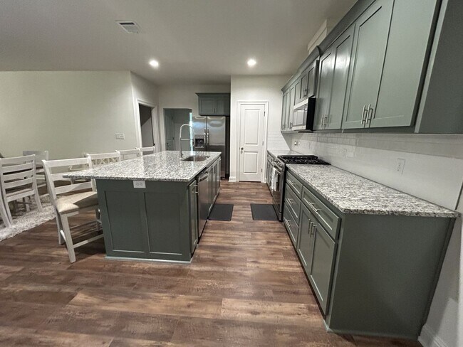 Building Photo - 14741 Carrol Ave