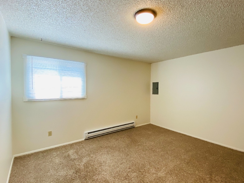 Building Photo - 1820 Remington Way