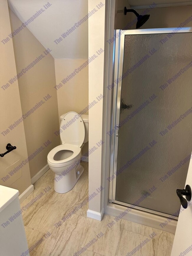 Building Photo - 4-Bedroom 3-Bath Home Available This August