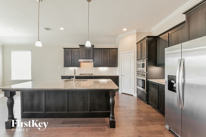 Building Photo - 4041 Honeyapple Way