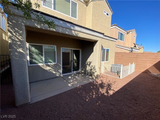 Building Photo - 10273 Headrick Dr