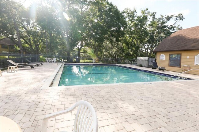 Building Photo - 345 Forestway Cir