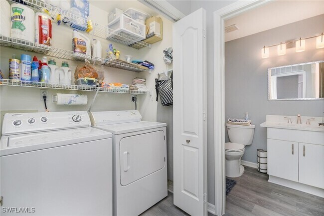 Building Photo - 20760 Country Creek Dr