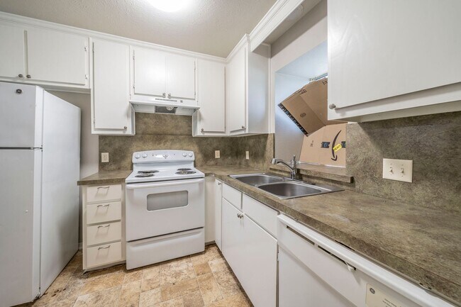 Building Photo - 3109 Las Vegas Trail