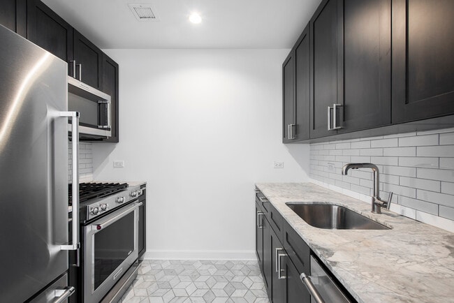 Interior Photo - 21 West End Ave