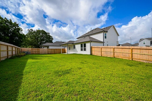 Building Photo - 17718 Seed Drill Ln