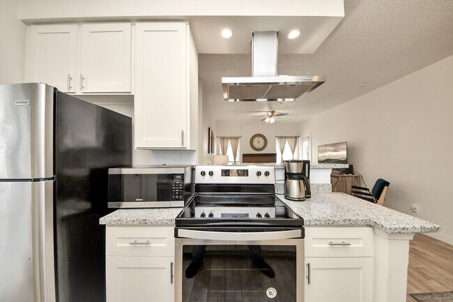 Building Photo - 7950 N Stadium Dr