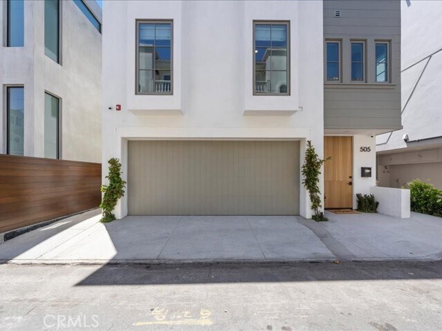 Building Photo - 505 Bayview Dr