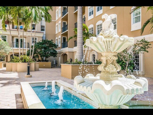 Building Photo - 1064 N Tamiami Trl