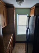 Building Photo - 25 E Prospect St