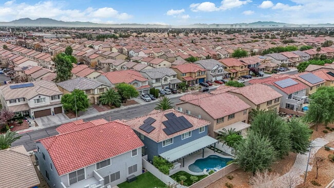 Building Photo - 4319 N Thunder Twice St